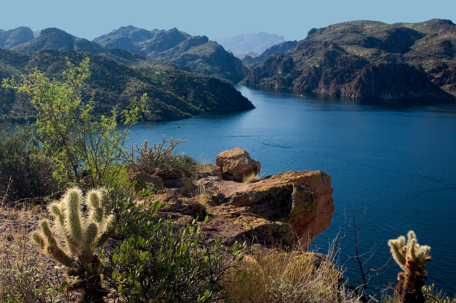 Saguaro Lake - Arizona