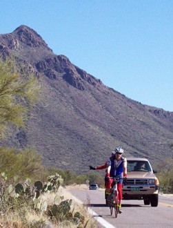 tandem riders